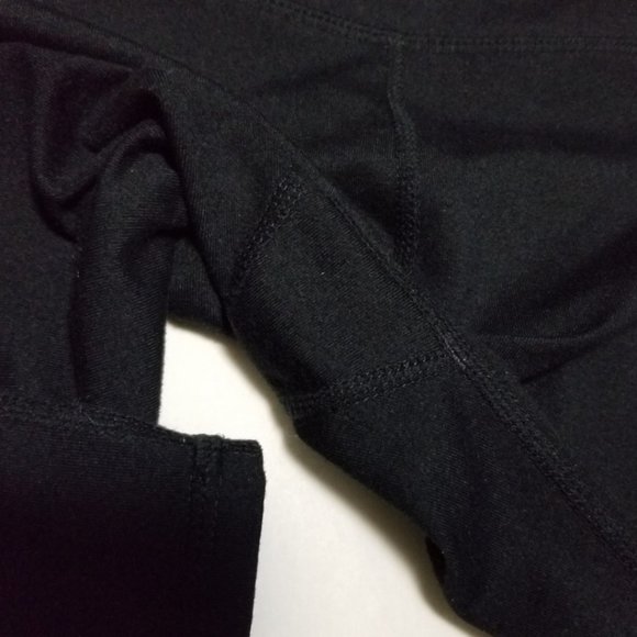 Fabletics Black Printed Camacana Capri Leggings - Picture 5 of 5